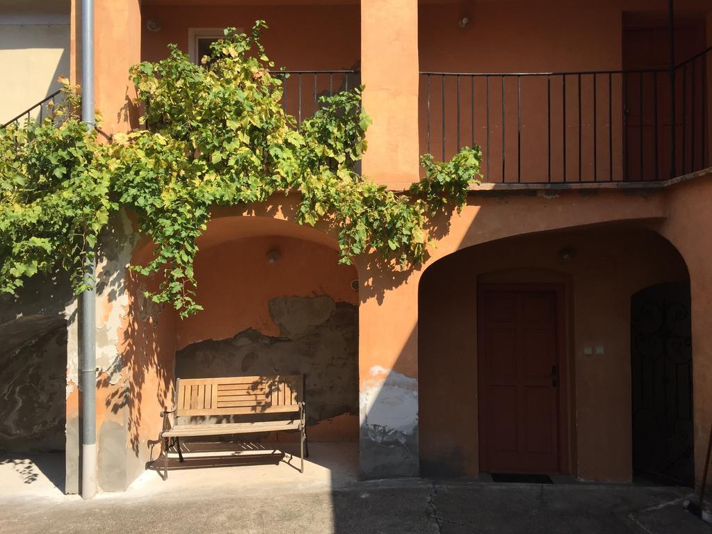 Apartments At The Golden Plough Prag Rum bild